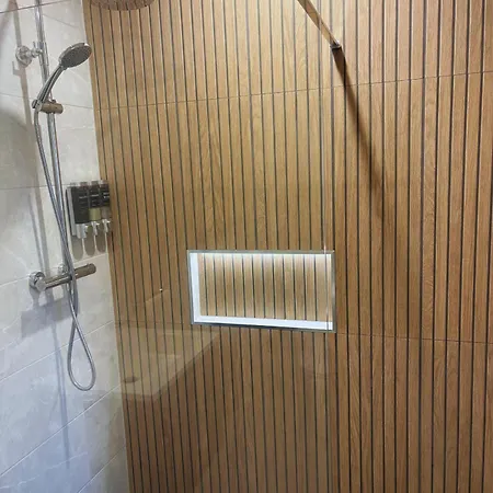 Spacious 2 Bedroom In Lejlighed Killarney