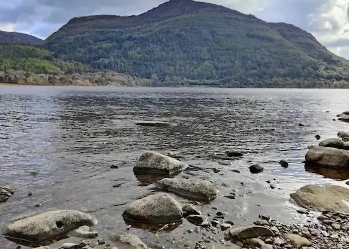 Spacious 2 Bedroom In *