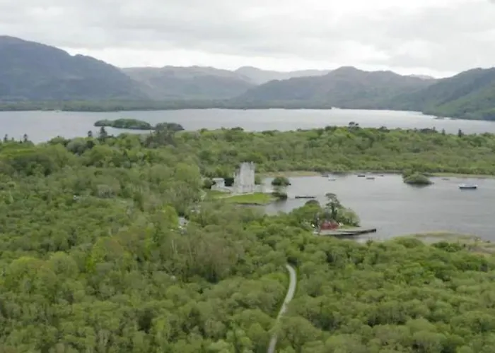 아파트 Spacious 2 Bedroom In