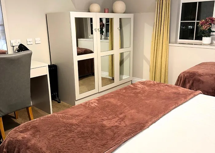 Spacious 2 Bedroom In * 킬라니