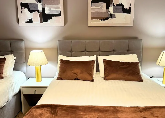 Spacious 2 Bedroom In Apartman Cill Airne