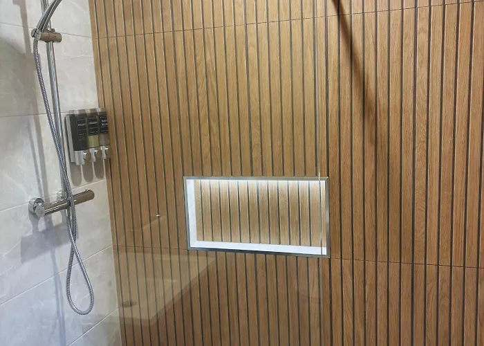 Spacious 2 Bedroom In 아파트 킬라니